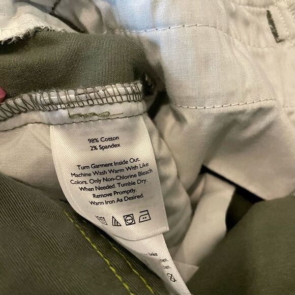SALE Eddie Bauer olive green chino shorts size 8 - Picture 5 of 6